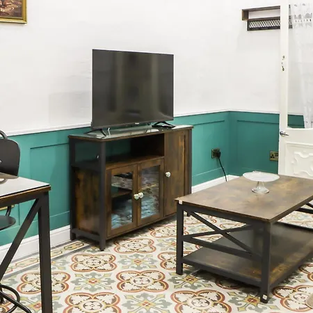 Traditional Maltese Maisonette With Internal Yard And Jacuzzi * Mellieħa